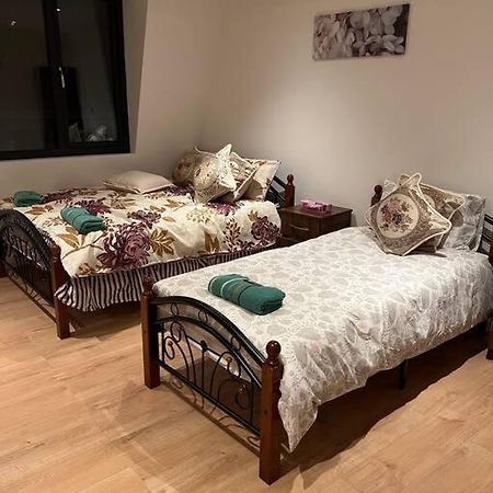 010- Lovely One Bedroom In Ealing F6 Экстерьер фото
